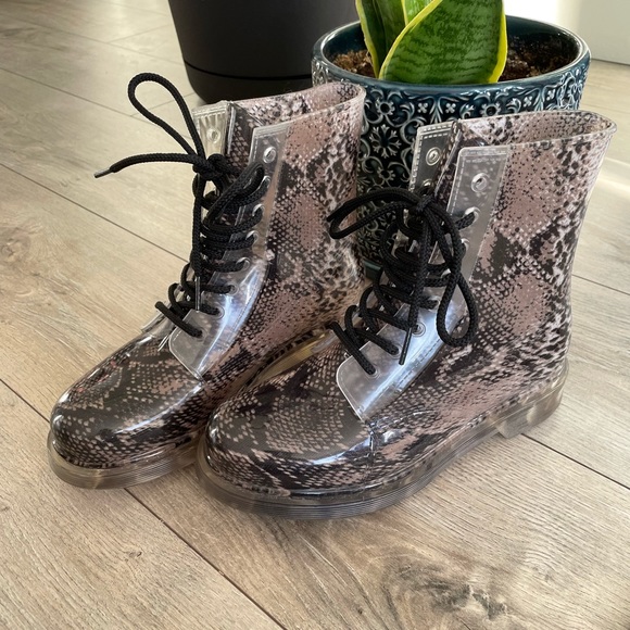 Snake Print Rain Boots - Picture 5 of 5